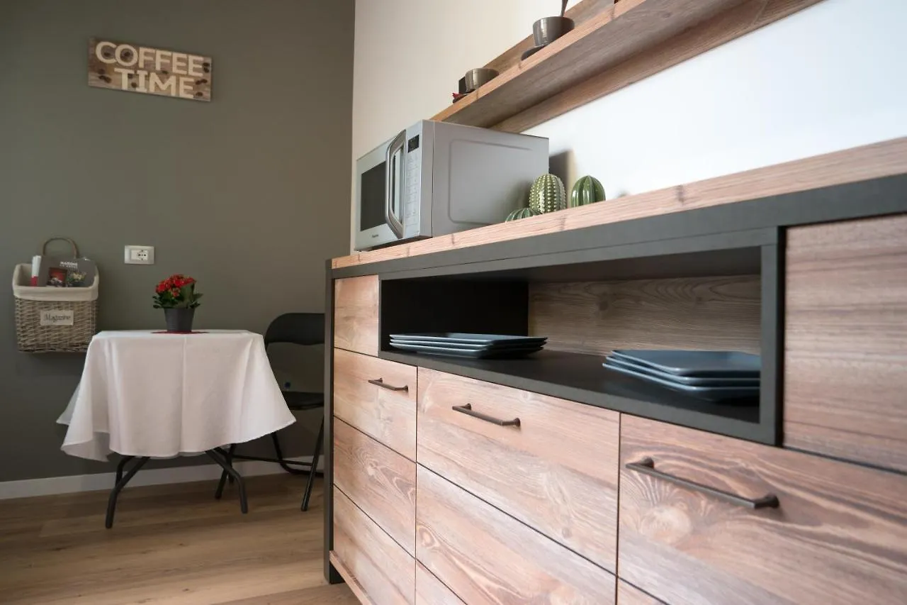 Venice Rooms Mestre 0*,  Italien